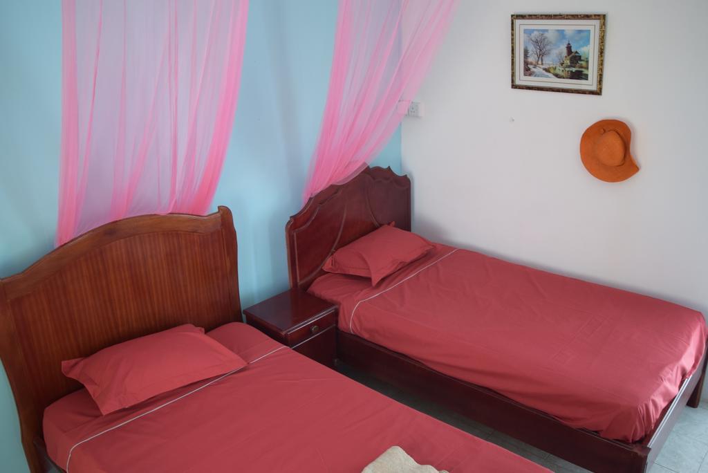 Mauri Holidays 'Budgeted Apartment' La Gaulette Rom bilde