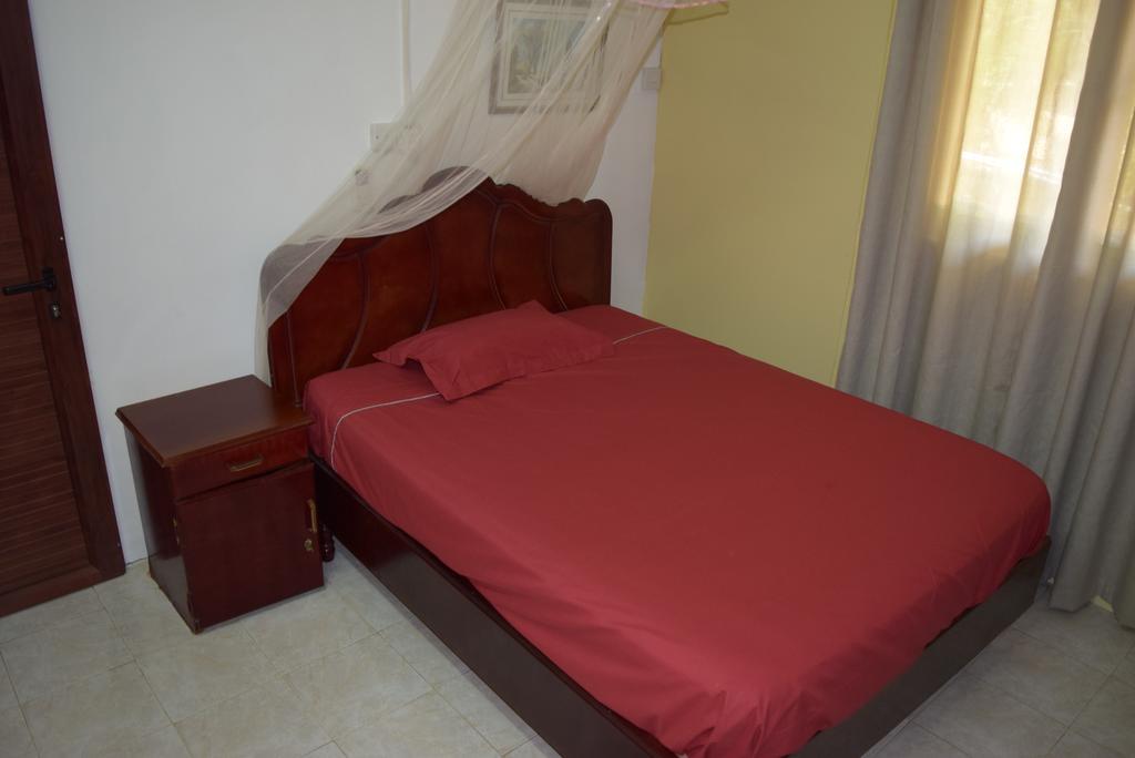 Mauri Holidays 'Budgeted Apartment' La Gaulette Rom bilde
