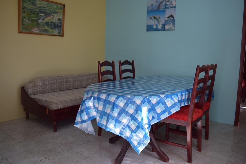 Mauri Holidays 'Budgeted Apartment' La Gaulette Rom bilde